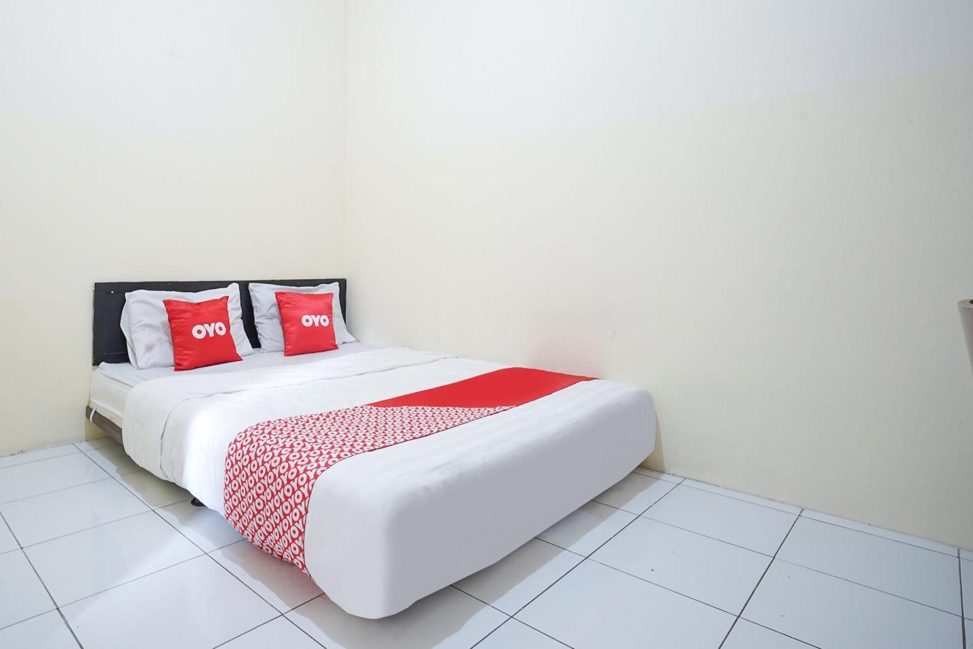 Hotel OYO 324 Maleo Kostel Kejayan Exterior foto