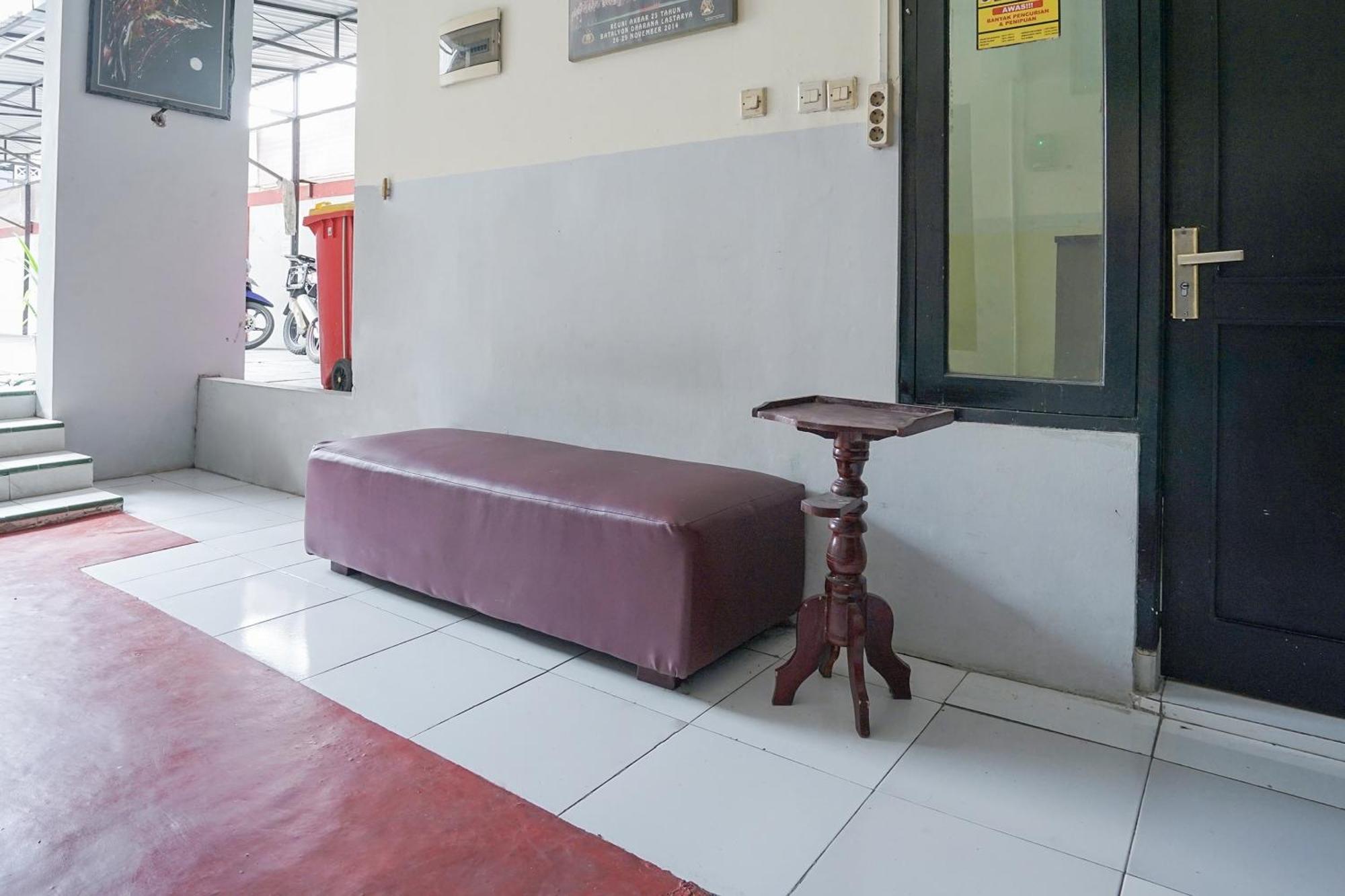 Hotel OYO 324 Maleo Kostel Kejayan Exterior foto